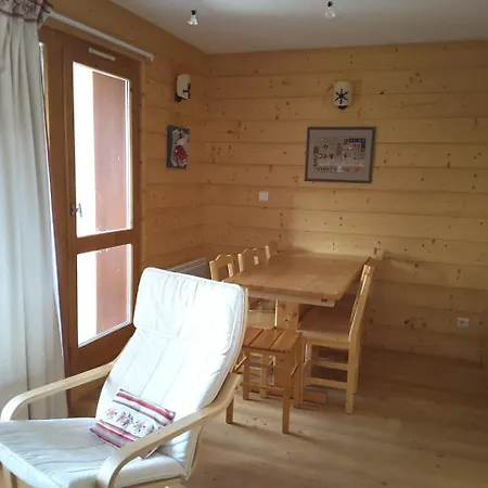 Appartement Soleil 1 *